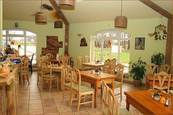Landhotel Zum Honigdieb Ribnitz-Damgarten Luaran gambar