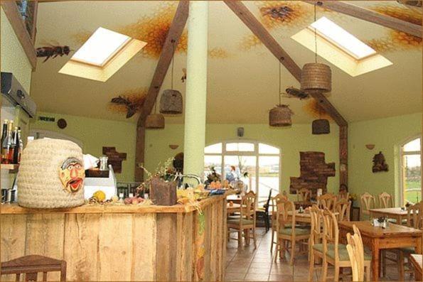 Landhotel Zum Honigdieb Ribnitz-Damgarten Luaran gambar