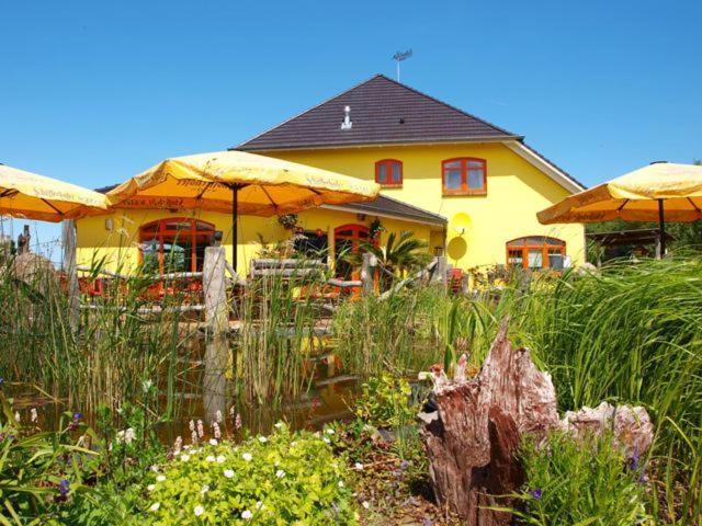 Landhotel Zum Honigdieb Ribnitz-Damgarten Luaran gambar